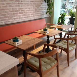 Loccake Cafe & Patisserie