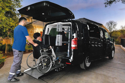 Şoförlü VIP erişilebilir minivan