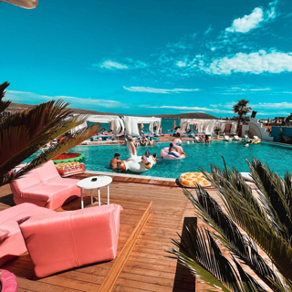 Palmiye Beach Çeşme