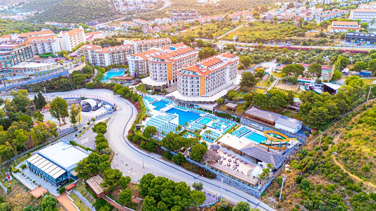 Ramada Resort Kusadasi & Golf